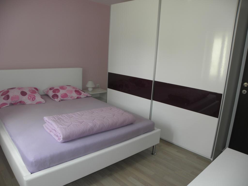 Apartment Jartic Betina  Camera foto
